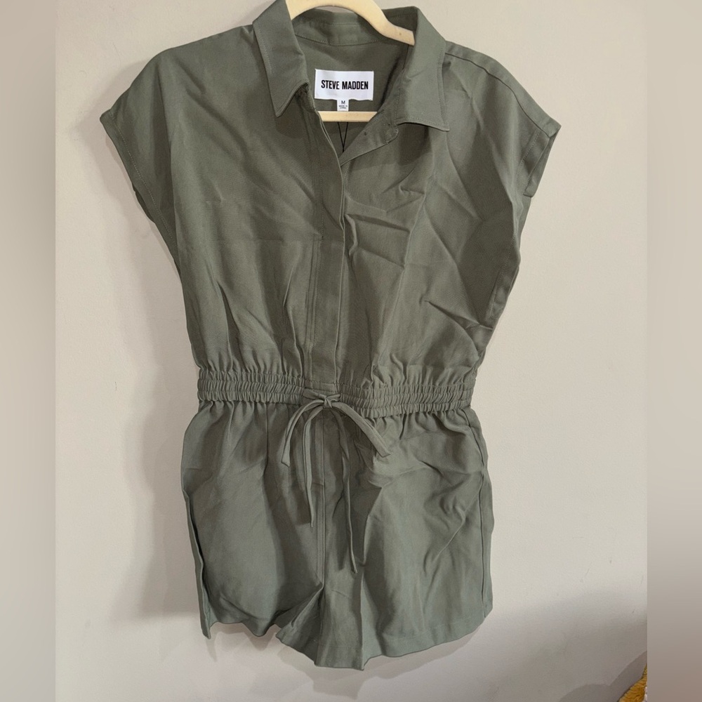 Steve Madden- Cargo Romper